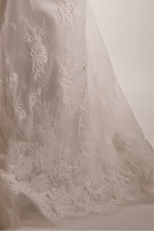 Lovely Chantilly lace wedding dress.