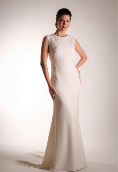 This wedding dress enhances your lean silhouette.